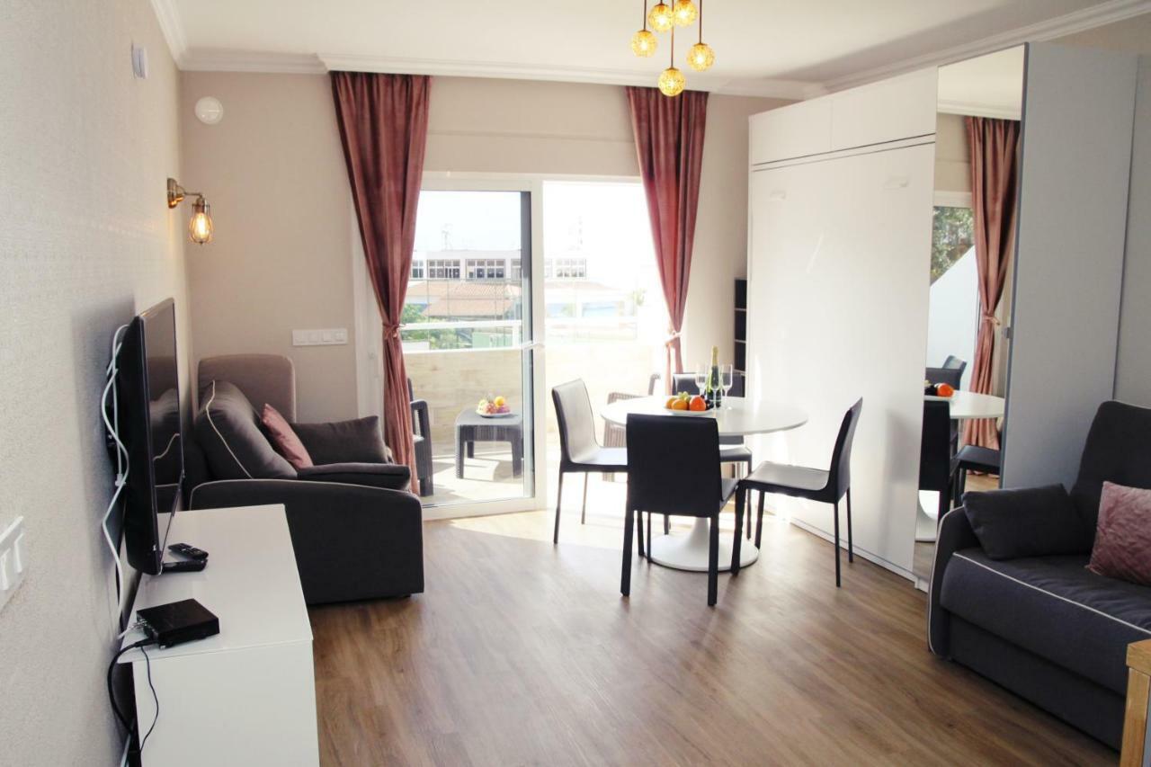 أذيخي Apartment Coral المظهر الخارجي الصورة